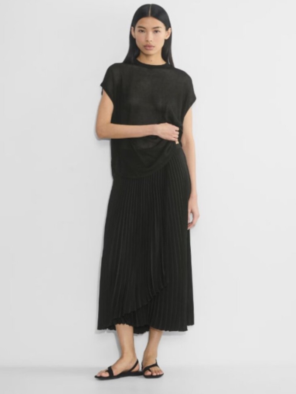 Aritzia Babaton Ladder Skirt Black Matte Satin Pleated Maxi Skirt Size M